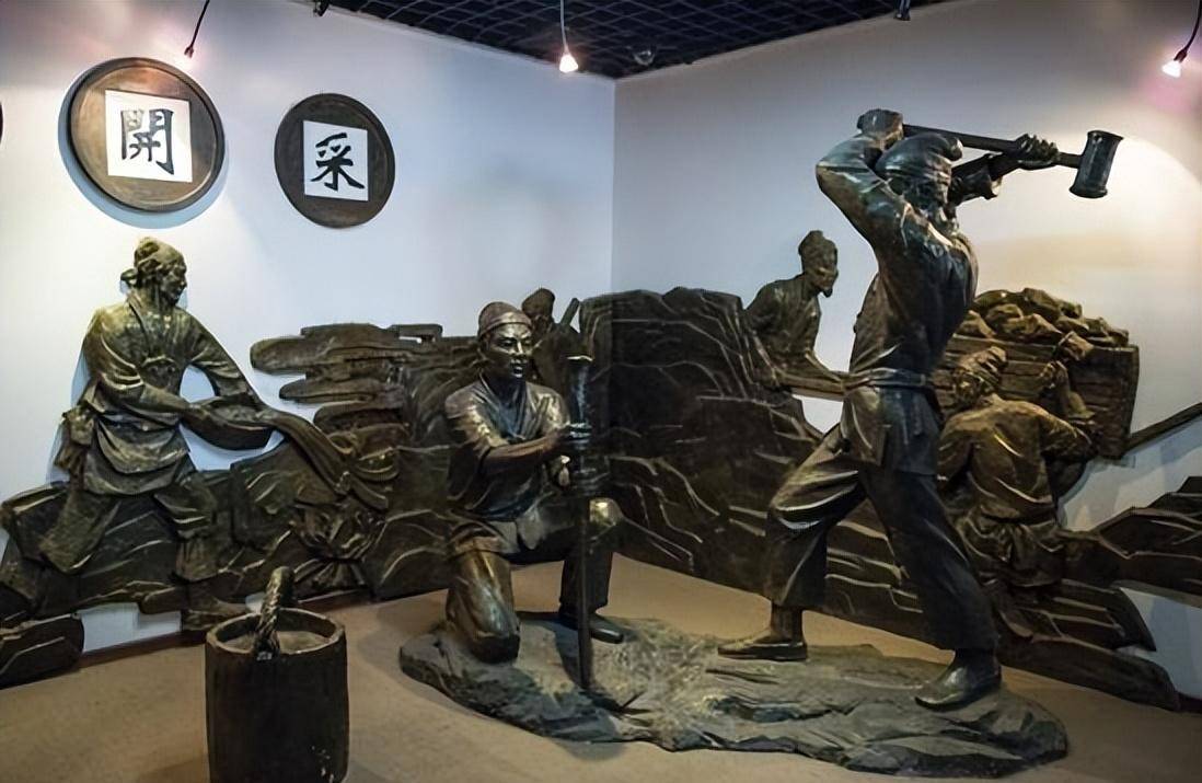精读明史系列·明朝灭亡背后的财政崩盘