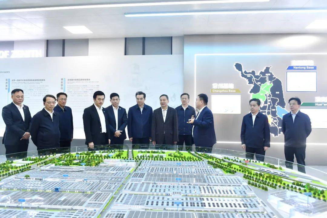 省人大常委会常务副主任、党组副书记樊金龙来淮调研
