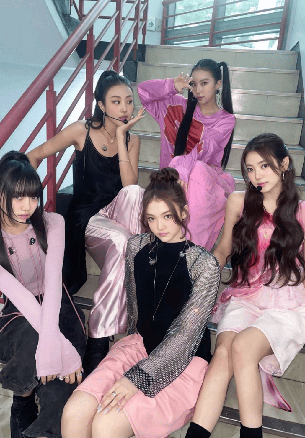 德韩混血造就“人间颜值奇迹”，被誉为小Jennie的Ella Gross出道即巅峰！