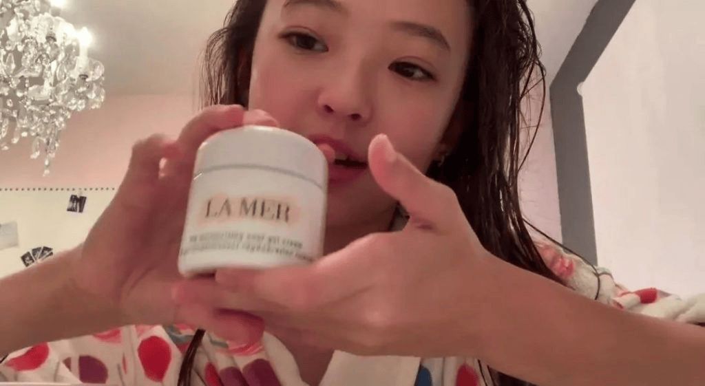 德韩混血造就“人间颜值奇迹”，被誉为小Jennie的Ella Gross出道即巅峰！