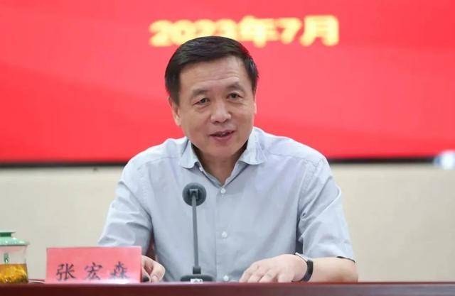 张宏森当选中国作协主席