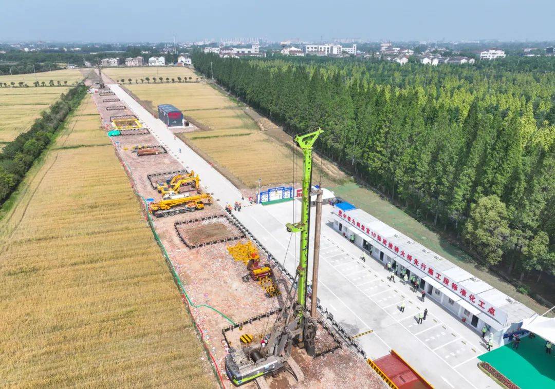 江苏高铁“换乘之王”全面开工，无锡和泰州谁是最大赢家？